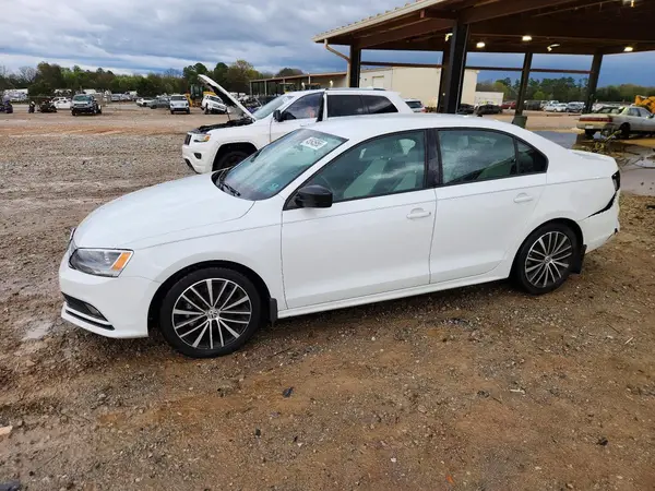 3VWD17AJ6GM260809 2016 VOLKSWAGEN JETTA - Image 1
