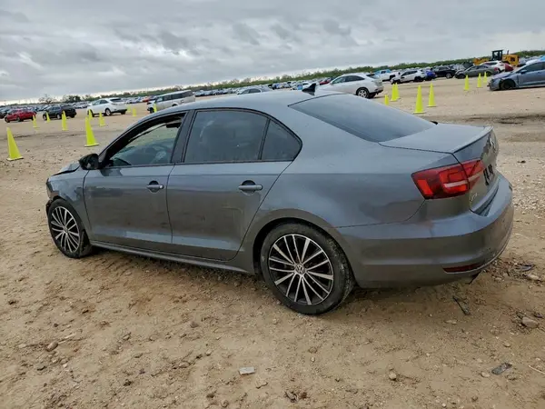 3VWD17AJ6GM270837 2016 VOLKSWAGEN JETTA - Image 2