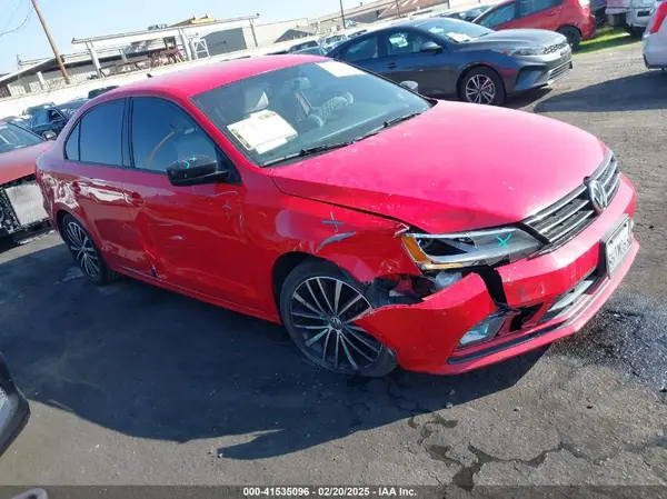 3VWD17AJ6GM280817 2016 VOLKSWAGEN JETTA - Image 1