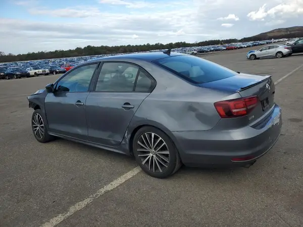 3VWD17AJ6GM286018 2016 VOLKSWAGEN JETTA - Image 2