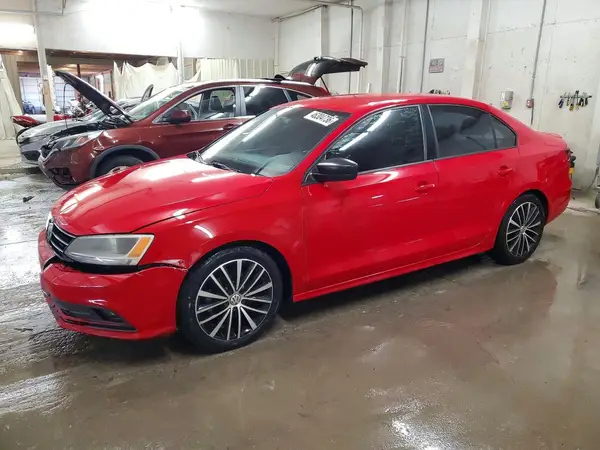 3VWD17AJ6GM287797 2016 VOLKSWAGEN JETTA - Image 1