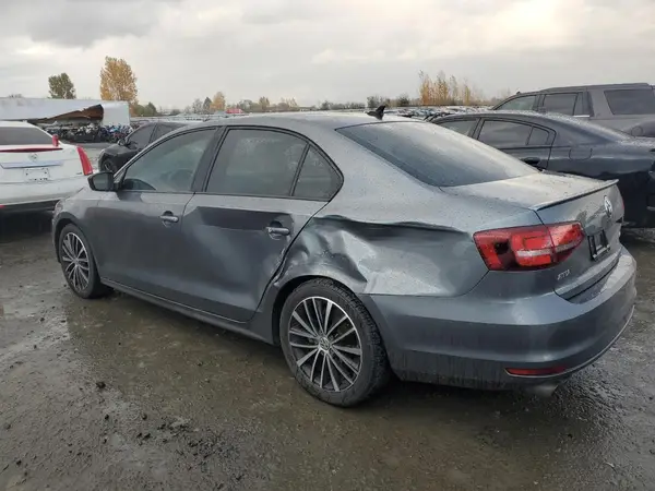 3VWD17AJ6GM301472 2016 VOLKSWAGEN JETTA - Image 2