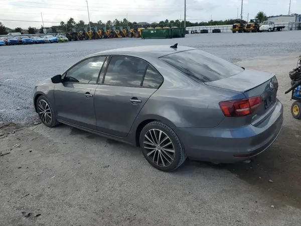 3VWD17AJ6GM302766 2016 VOLKSWAGEN JETTA - Image 2