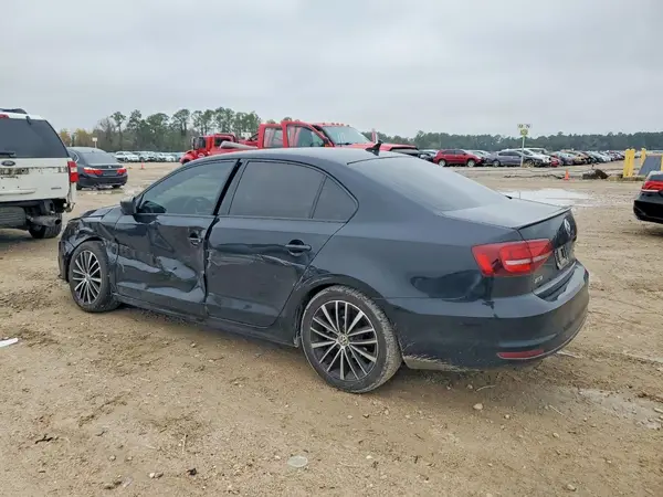 3VWD17AJ6GM303626 2016 VOLKSWAGEN JETTA - Image 2