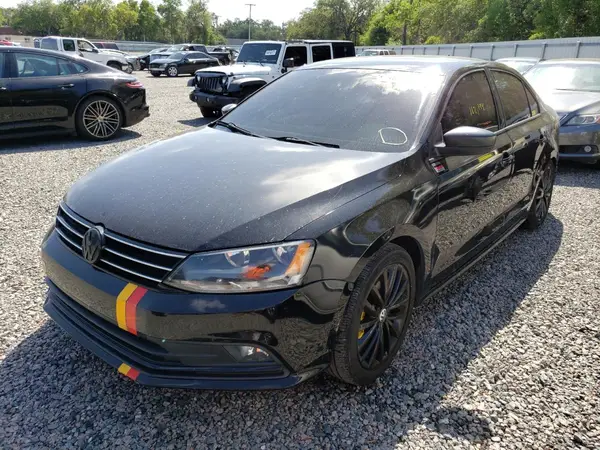 3VWD17AJ6GM304839 2016 VOLKSWAGEN JETTA - Image 1