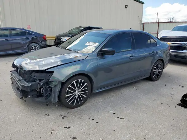 3VWD17AJ6GM308258 2016 VOLKSWAGEN JETTA - Image 1