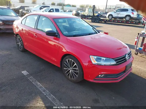 3VWD17AJ6GM345374 2016 VOLKSWAGEN JETTA - Image 1