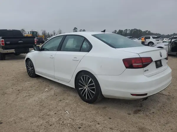 3VWD17AJ6GM395000 2016 VOLKSWAGEN JETTA - Image 2