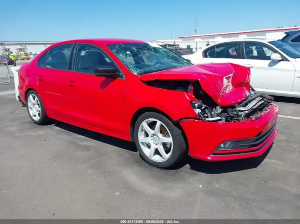 3VWD17AJ6GM396664 2016 VOLKSWAGEN JETTA - Image 1