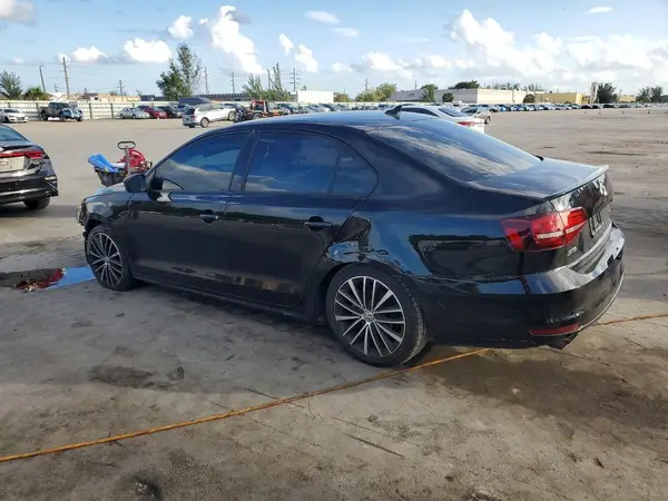 3VWD17AJ6GM396762 2016 VOLKSWAGEN JETTA - Image 2