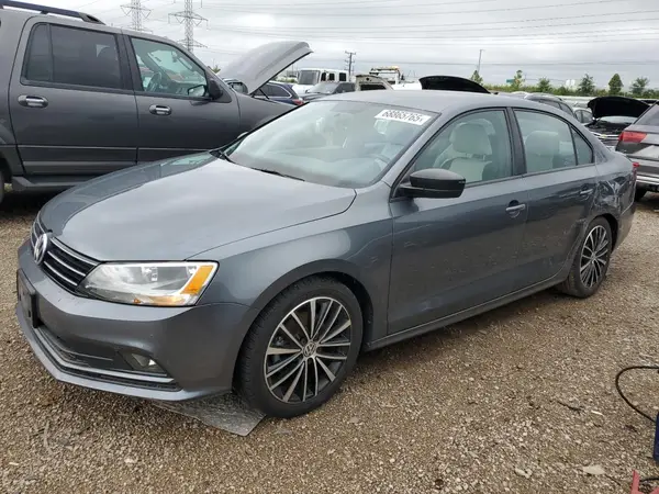 3VWD17AJ6GM410305 2016 VOLKSWAGEN JETTA - Image 1