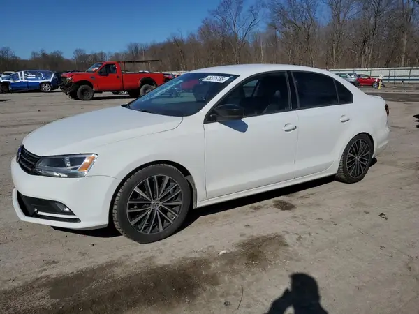 3VWD17AJ6GM412202 2016 VOLKSWAGEN JETTA - Image 1