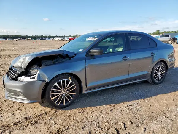 3VWD17AJ6HM302882 2017 VOLKSWAGEN JETTA - Image 1