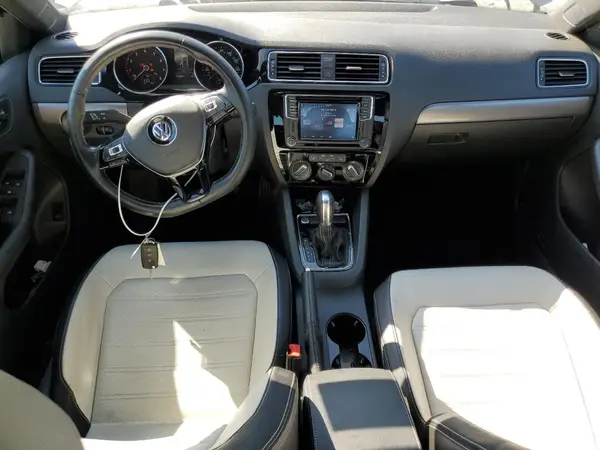 3VWD17AJ6HM306205 2017 VOLKSWAGEN JETTA - Image 8