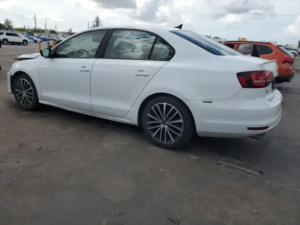 3VWD17AJ6HM354058 2017 VOLKSWAGEN JETTA - Image 2