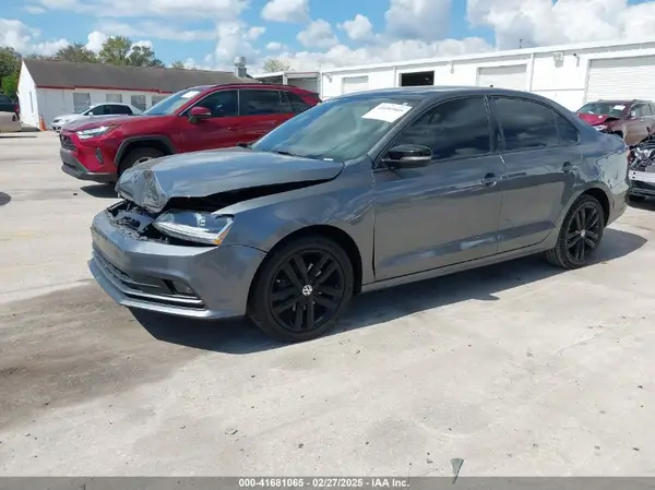 3VWD17AJ6JM219426 2018 VOLKSWAGEN JETTA - Image 2