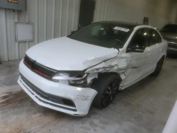 3VWD17AJ6JM231298 2018 VOLKSWAGEN JETTA - Image 1