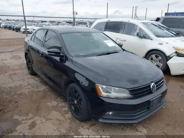 3VWD17AJ6JM249655 2018 VOLKSWAGEN JETTA - Image 1