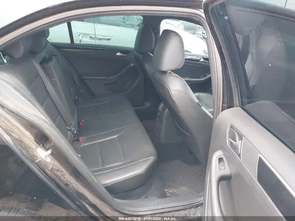 3VWD17AJ6JM249655 2018 VOLKSWAGEN JETTA - Image 8