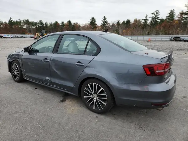 3VWD17AJ7GM215944 2016 VOLKSWAGEN JETTA - Image 2