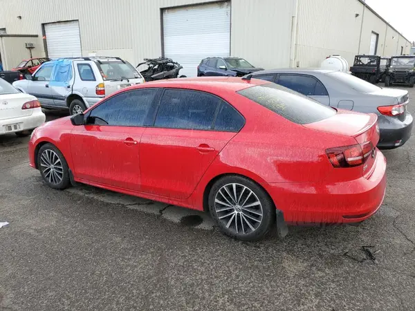 3VWD17AJ7GM216799 2016 VOLKSWAGEN JETTA - Image 2