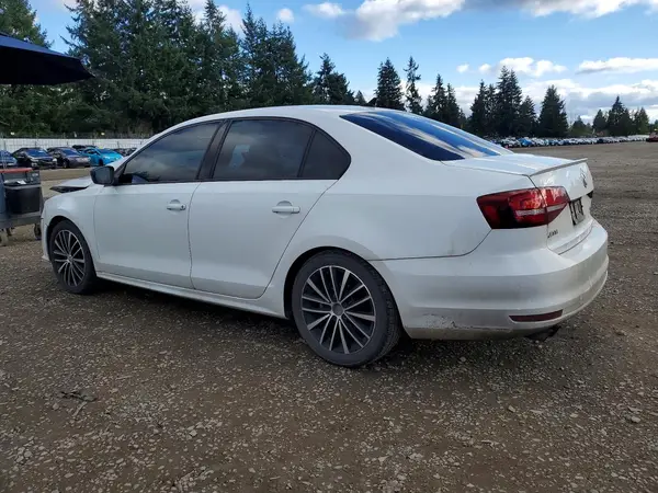 3VWD17AJ7GM289218 2016 VOLKSWAGEN JETTA - Image 2