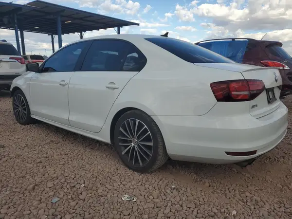 3VWD17AJ7GM331435 2016 VOLKSWAGEN JETTA - Image 2