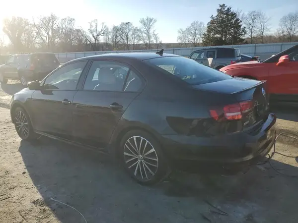 3VWD17AJ7GM338210 2016 VOLKSWAGEN JETTA - Image 2