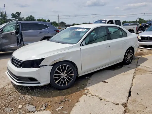 3VWD17AJ7GM370000 2016 VOLKSWAGEN JETTA - Image 1