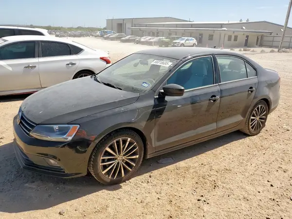 3VWD17AJ7GM387195 2016 VOLKSWAGEN JETTA - Image 1