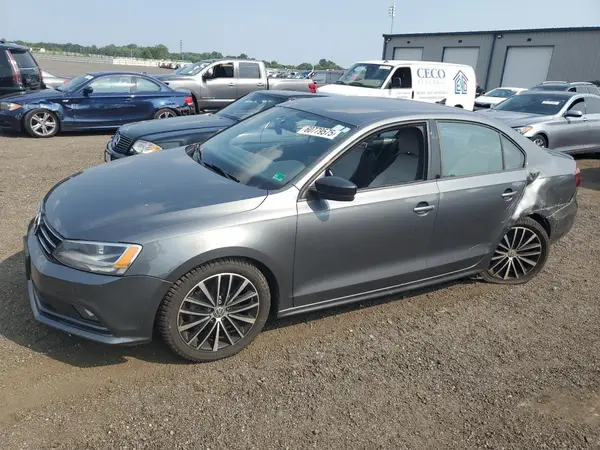 3VWD17AJ7GM397435 2016 VOLKSWAGEN JETTA - Image 1