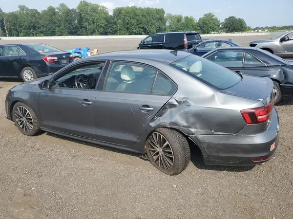 3VWD17AJ7GM397435 2016 VOLKSWAGEN JETTA - Image 2