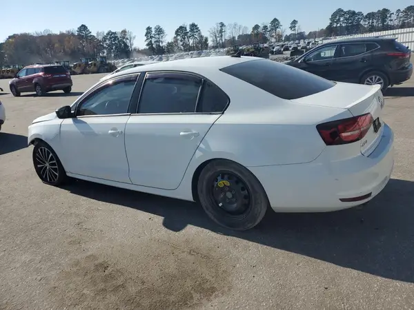 3VWD17AJ7GM404836 2016 VOLKSWAGEN JETTA - Image 2