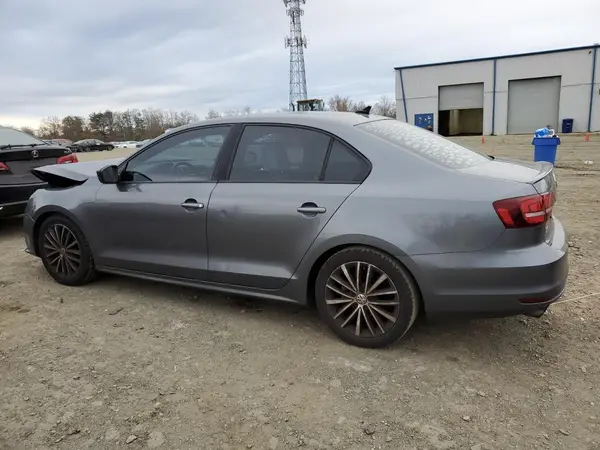 3VWD17AJ7GM411575 2016 VOLKSWAGEN JETTA - Image 2