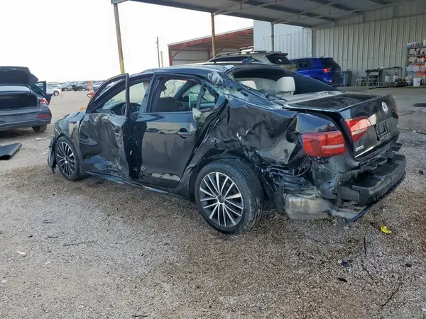3VWD17AJ7GM414475 2016 VOLKSWAGEN JETTA - Image 2
