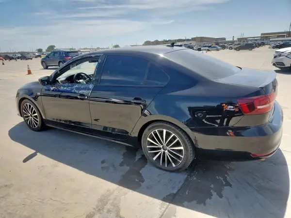 3VWD17AJ7GM415786 2016 VOLKSWAGEN JETTA - Image 2