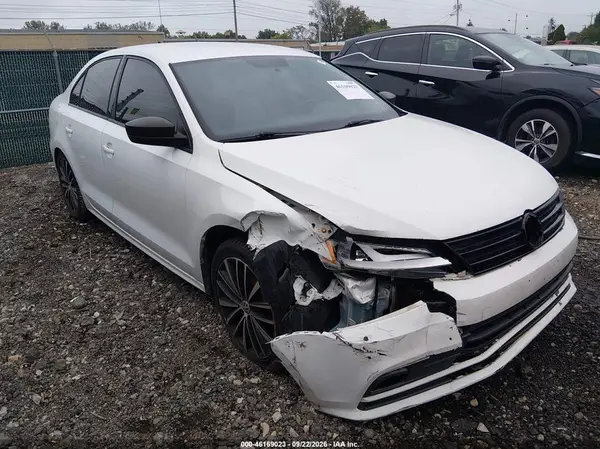 3VWD17AJ7GM416842 2016 VOLKSWAGEN JETTA - Image 1