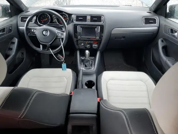 3VWD17AJ7GM417988 2016 VOLKSWAGEN JETTA - Image 8