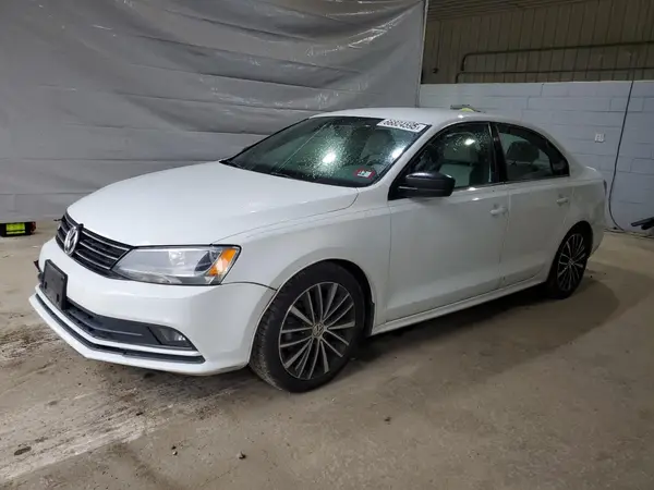 3VWD17AJ7GM418719 2016 VOLKSWAGEN JETTA - Image 1