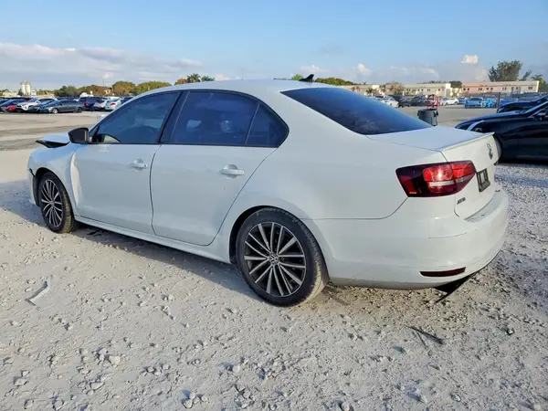 3VWD17AJ7HM303135 2017 VOLKSWAGEN JETTA - Image 2
