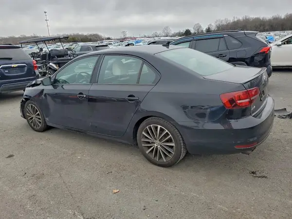 3VWD17AJ7HM304706 2017 VOLKSWAGEN JETTA - Image 2