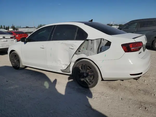 3VWD17AJ7JM206541 2018 VOLKSWAGEN JETTA - Image 2