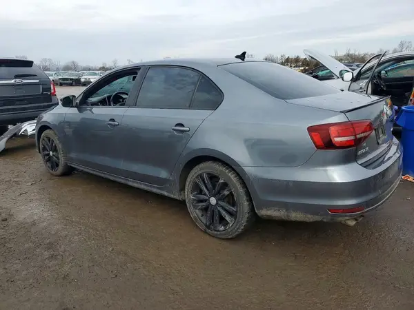 3VWD17AJ7JM218673 2018 VOLKSWAGEN JETTA - Image 2
