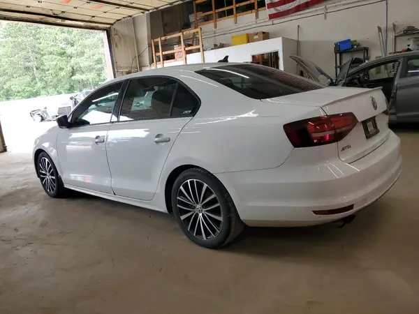 3VWD17AJ8GM220909 2016 VOLKSWAGEN JETTA - Image 2