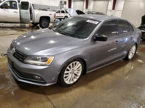 3VWD17AJ8GM221235 2016 VOLKSWAGEN JETTA - Image 1