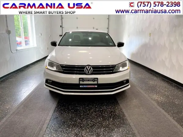 3VWD17AJ8GM278768 2016 VOLKSWAGEN JETTA - Image 2
