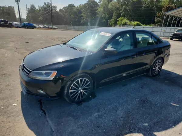 3VWD17AJ8GM287302 2016 VOLKSWAGEN JETTA - Image 1