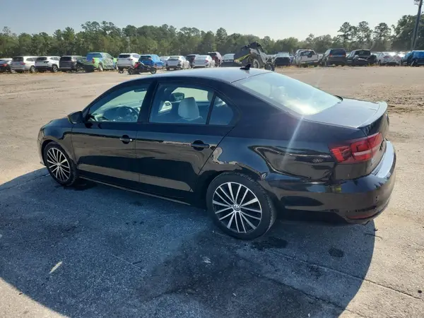 3VWD17AJ8GM287302 2016 VOLKSWAGEN JETTA - Image 2