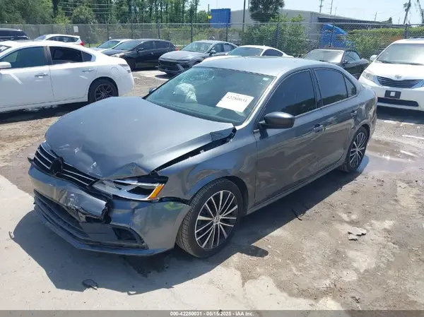 3VWD17AJ8GM296257 2016 VOLKSWAGEN JETTA - Image 2