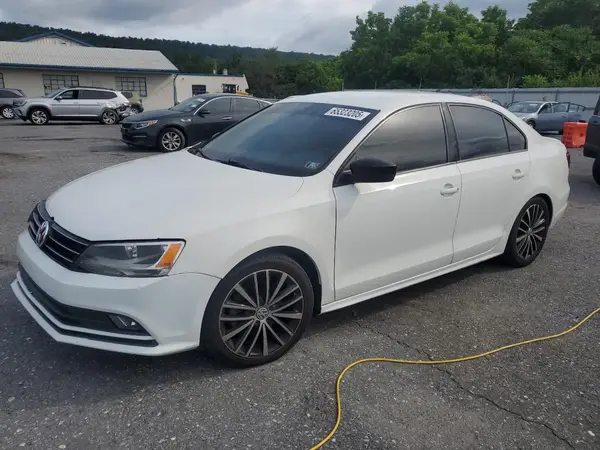 3VWD17AJ8GM356036 2016 VOLKSWAGEN JETTA - Image 1